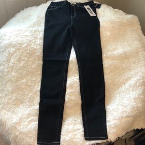 Sculpted high rise skinny jeans